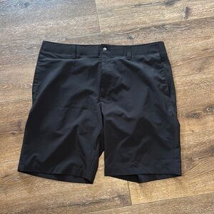 Callaway‎ black shorts 38